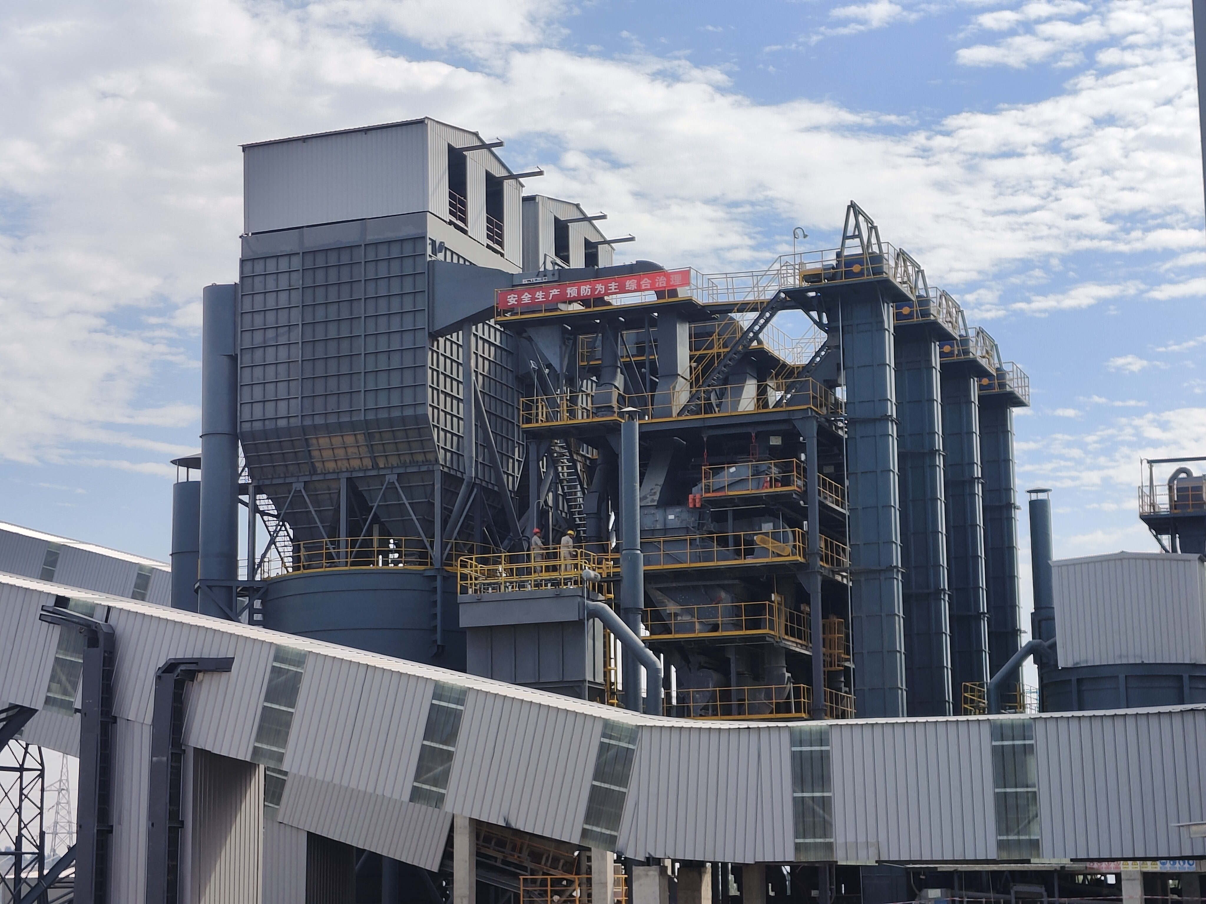 28項大型基礎建設工程獲批，制砂樓助力企業(yè)提高砂石品質